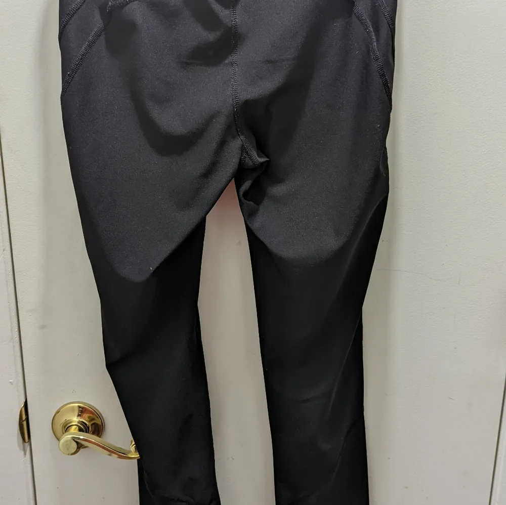 Xersion Black Leggings Solid black Size Medium Fitted - Picture 4 of 5